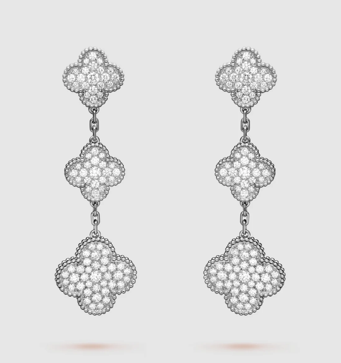 WeChatScreenshot_20230812174617.webp CLOVER 3 MOTIF DIAMOND SILVER DROP EARRINGS - Image 1