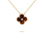 CHRISTMAS LIMITED EDITION NECKLACE COLLECTION