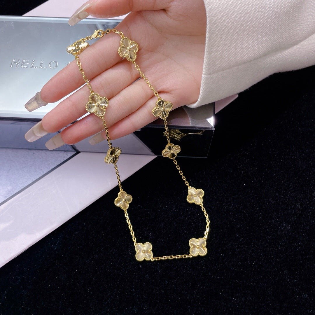 CLOVER 10 MOTIFS LASER NECKLACE CLOVER 10 MOTIFS LASER NECKLACE