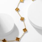 CLOVER 10 MOTIFS TIGER EYE NECKLACE
