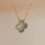 CLOVER 15MM GRAY MOTHER OF PEARL NECKLACE