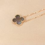 CLOVER 15MM GRAY MOTHER OF PEARL NECKLACE