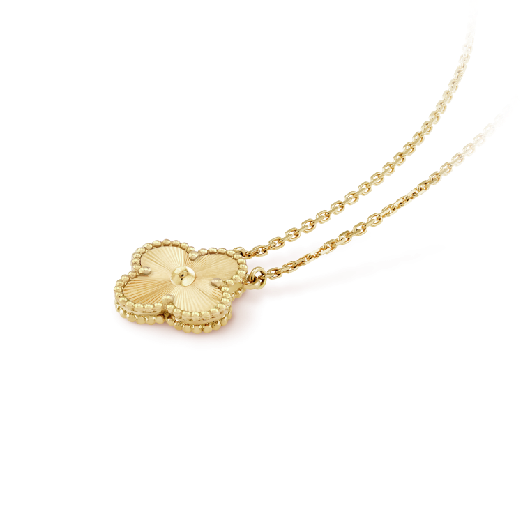CLOVER 15MM LASER NECKLACE CLOVER 15MM LASER NECKLACE