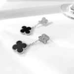 CLOVER 2 MOTIFS DIAMOND ONYX EARRINGS SILVER
