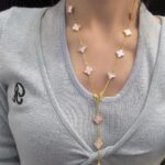CLOVER 20 MOTIFS PINK MOP NECKLACE