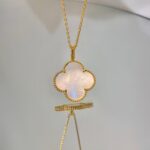 CLOVER 25MM MOP LARGE PENDANT NECKLACE