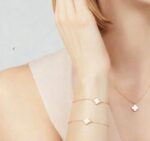 CLOVER MINI 9.5MM WHITE MOTHER-OF-PEARL NECKLACE