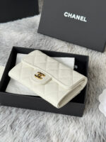CHANEL 25S CLASSIC FLAP CARD HOLDER 11 IN IVORY CAVIAR GOLD HARDWARE - Image 6