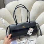 CHANEL 26S BAGUETTE BAG 31 IN BLACK CAVIAR CALFSKIN - Image 3