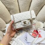 CHANEL 26S FLAP BAG 20 IN WHITE LAMBSKIN - Image 2