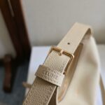 CELINE 25S TEEN LULU BAG 24MM IN BEIGE CALFSKIN GOLD HARDWARE - Image 13