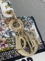 DIOR 25S SMALL LADY D-LITE BAG 24 IN MULTICOLOR DIOR FLOWERS CALENDAR ALLOVER EMBROIDERY - Image 13