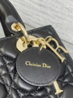 DIOR 25S MEDIUM LADY BAG 24 IN BLACK CALFSKIN GOLD HARDWARE - Image 6