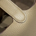 HERMES 25S PICOTIN LOCK 22 IN TAN BROWN CALFSKIN GOLD HARDWARE - Image 8