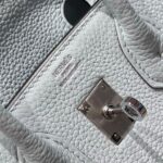 HERMES 25S MEDIUM BIRKIN 25 IN CLOUD BLUE CALFSKIN SILVER HARDWARE - Image 4