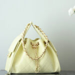CHANEL 25S HOBO BAG 30 CM IN PASTEL YELLOW LAMBSKIN WITH GOLD HARDWARE - Image 10