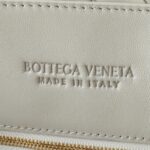 BOTTEGA VENETA 25S LARGE ANDIAMO 42 IN IVORY CALFSKIN GOLD HARDWARE - Image 17