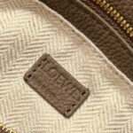 LOEWE 25S PUZZLE EDGE BAG 18 IN WALNUT BROWN CALFSKIN GOLD HARDWARE - Image 17