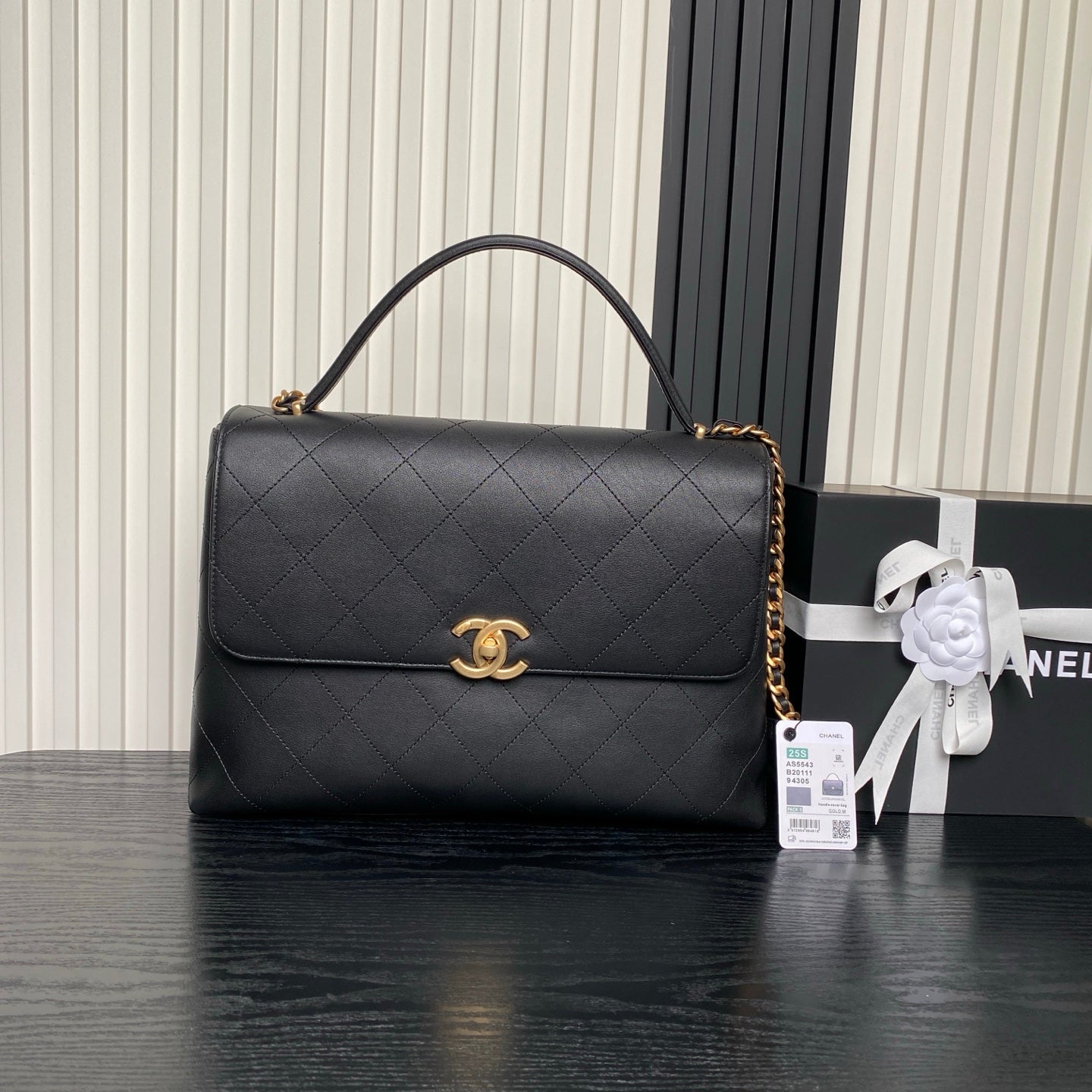 img_70762a6f_20250601_i1748763621229_3467_0_0_jpg CHANEL 25S TOP HANDLE SHOULDER BAG 37 IN BLACK CALFSKIN WITH GOLD HARDWARE - Image 1