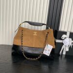 CHANEL 25S HOBO BAG 36 IN BROWN SUEDE AND BLACK CALFSKIN WITH GOLD HARDWARE - Image 10