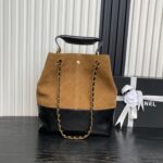 CHANEL 25S HOBO BAG 33 IN BROWN SUEDE AND BLACK CALFSKIN WITH GOLD HARDWARE - Image 2