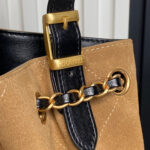 CHANEL 25S HOBO BAG 33 IN BROWN SUEDE AND BLACK CALFSKIN WITH GOLD HARDWARE - Image 15