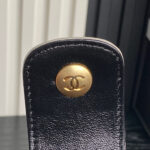 CHANEL 25S HOBO BAG 36 IN GREY SUEDE AND BLACK CALFSKIN WITH GOLD HARDWARE - Image 5