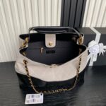 CHANEL 25S HOBO BAG 36 IN GREY SUEDE AND BLACK CALFSKIN WITH GOLD HARDWARE - Image 4