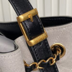 CHANEL 25S HOBO BAG 36 IN GREY SUEDE AND BLACK CALFSKIN WITH GOLD HARDWARE - Image 16
