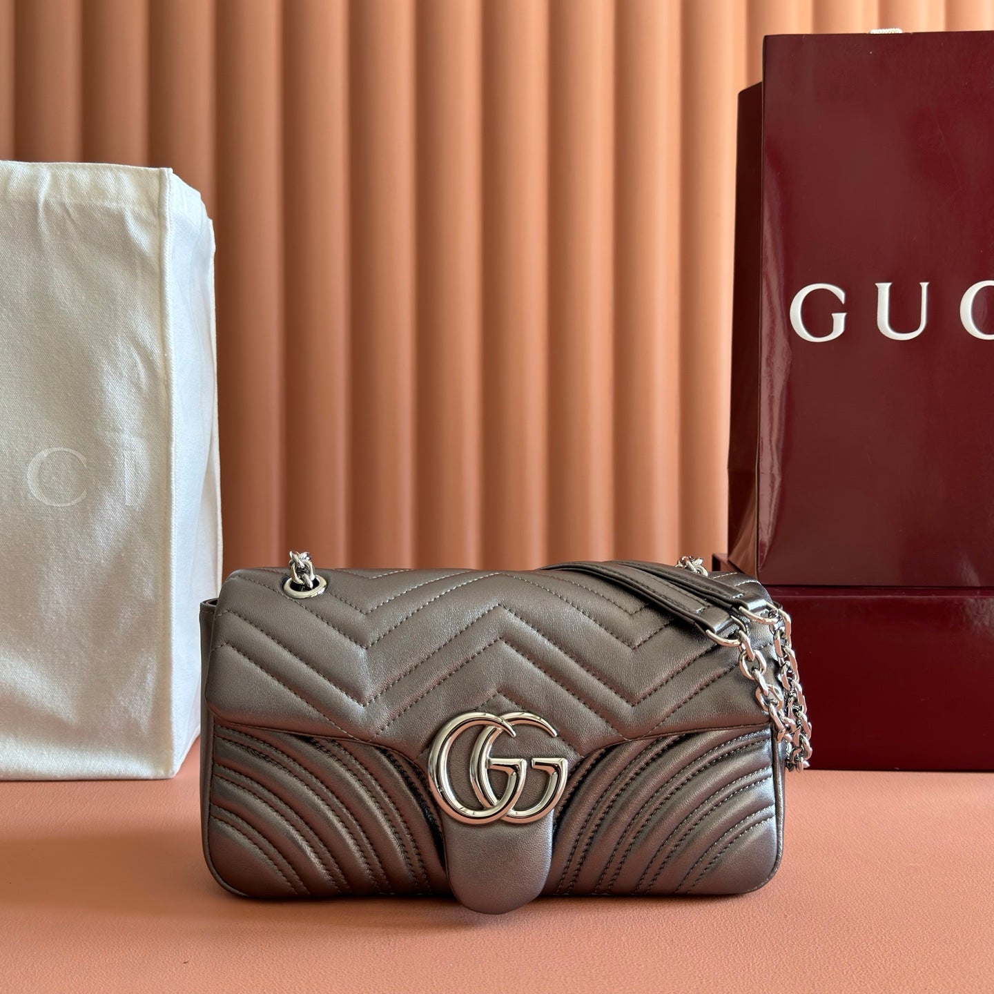 img_89648692_20251228_i1766915735875_8959_0_0_jpg GUCCI 26S GG MARMONT BAG 26 IN WARM GRAY BROWN LAMBSKIN - Image 1