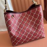 GUCCI 26S GG EMBLEM BUCKET BAG 25 IN DARK RED COATED FABRIC - Image 3