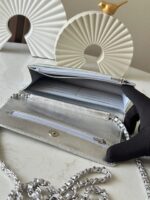 CHANEL 25S WALLET ON CHAIN 19 IN SILVER LAMBSKIN - Image 17