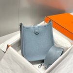 MINI NEO 18 EVELYNE BAG IN NEPAL BLUE GRAINED CALFSKIN - Image 5