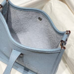 MINI NEO 18 EVELYNE BAG IN NEPAL BLUE GRAINED CALFSKIN - Image 10