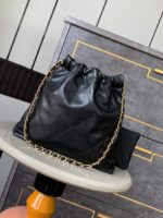 CHANEL BAG 25S 37 CM IN BLACK LAMBSKIN WITH GOLD HARDWARE - Image 11