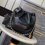CHANEL BAG 25S 37 CM IN BLACK LAMBSKIN WITH GOLD HARDWARE - Image 10