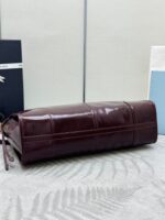 PRADA 25S BONNIE LARGE HANDBAG 38 IN BURGUNDY GLOSSY CALFSKIN GOLD HARDWARE - Image 17
