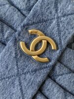CHANEL 25S MAXI BOW BAG 38 IN BLUE DENIM WITH GOLD HARDWARE - Image 4