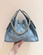CHANEL 25S HOBO BAG 30 IN LIGHT BLUE CAVIAR WITH GOLD HARDWARE - Image 12