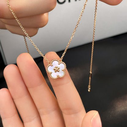 LUCKY WHITE MOP PLUM BLOSSOM NECKLACE