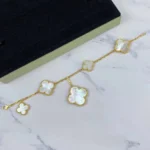 MAGIC CLOVER MOP GOLD BRACELET 5 MOTIFS