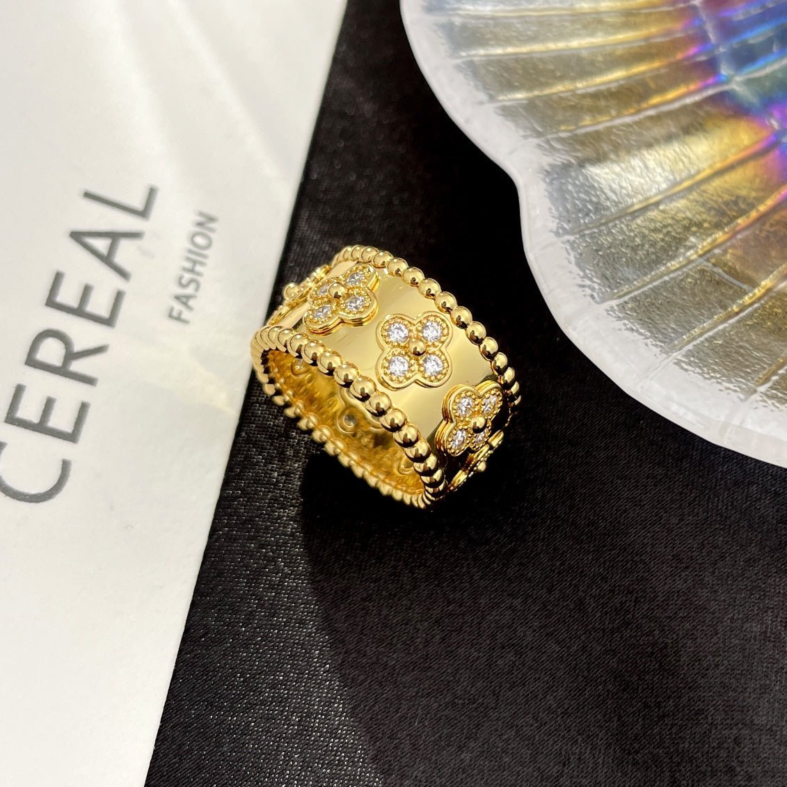 PERLEE DIAMOND LARGE RING PERLEE DIAMOND LARGE RING