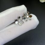 FRIVOLE MINI SILVER FLOWER EARRINGS - Image 2