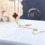 CLOVER CARNELIAN SINGLE FLOWER BRACELET - Image 5