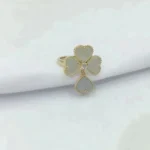 SWEET CLOVER WHITE MOP RING - Image 4